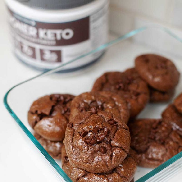 Soft & Chewy Keto Cookies
