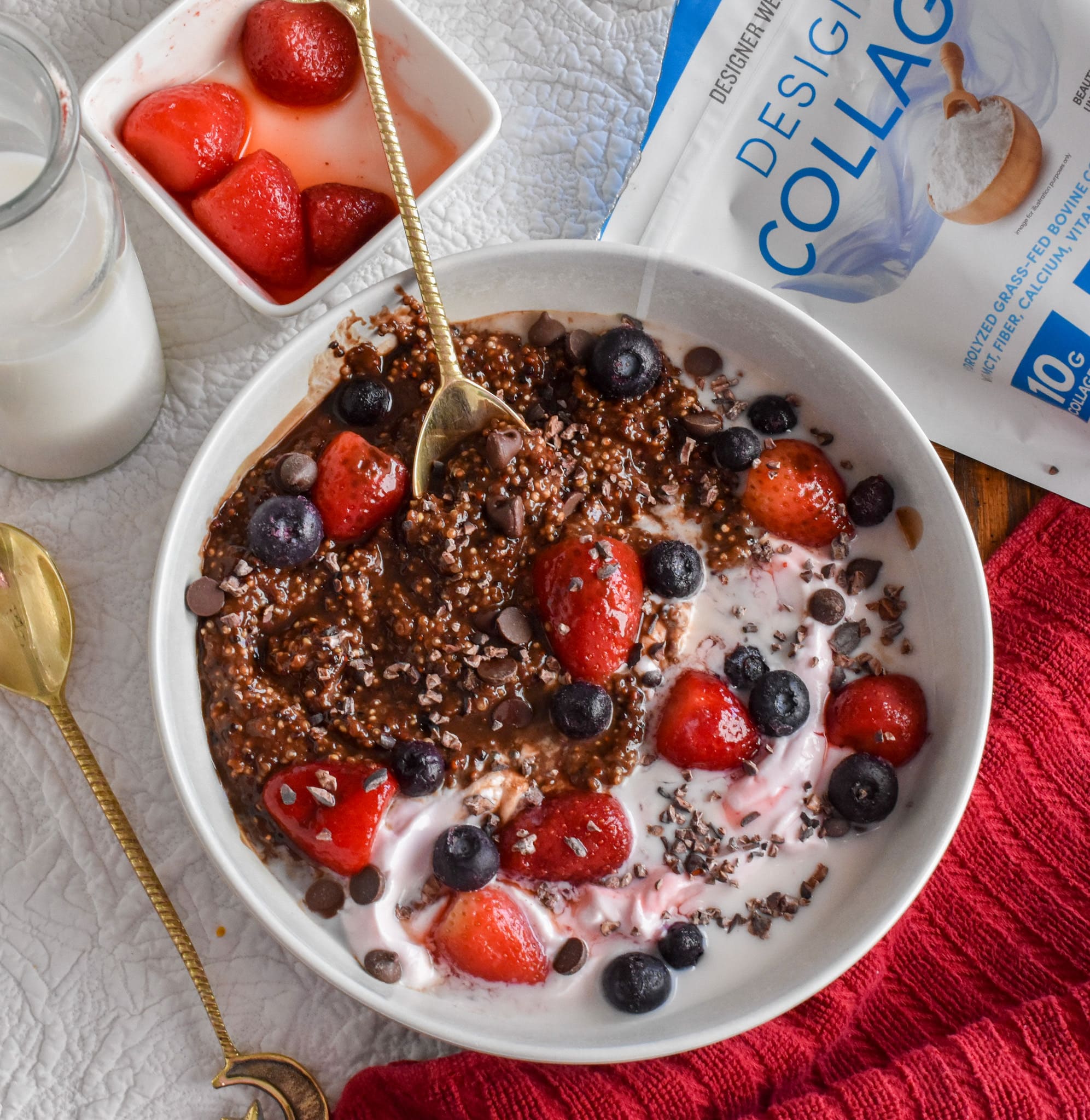 CHOCOLATE STRAWBERRY BREAKFAST QUINOA