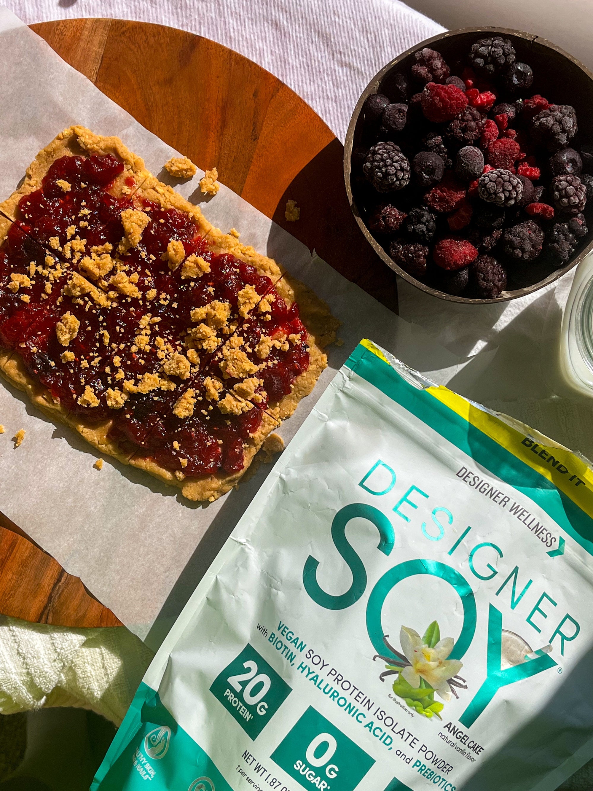 No Bake Berry Crumble Bars